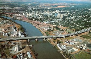 Postcard BRIDGE SCENE Sacramento California CA AJ4606