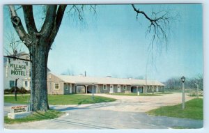 CLINTON, CT Connecticut~ Roadside VILLAGE MOTEL 1950s  Middlesex County Postcard