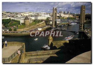 Postcard Modern Brittany color in Brest view Tanguy tower and bridge of Recou...