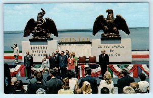 AMISTAD DAM Dedication PRESIDENT NIXON & Mexican PRESIDENT ORDAZ 1969 Postcard