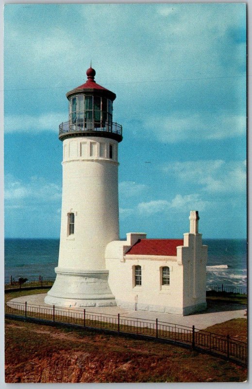 Columbia River Washington 1960s Postcard North Head Lighthouse Light House