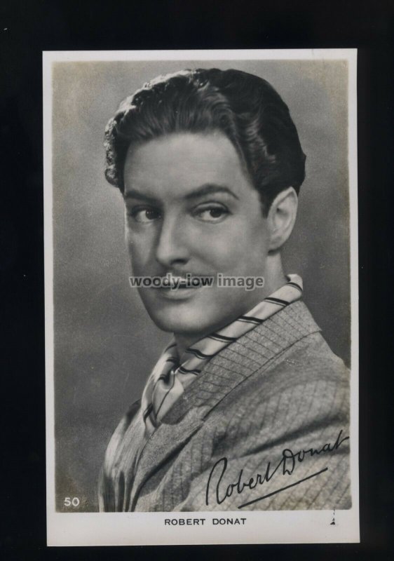 b0737 - Film Actor - Robert Donat - No.50 - postcard