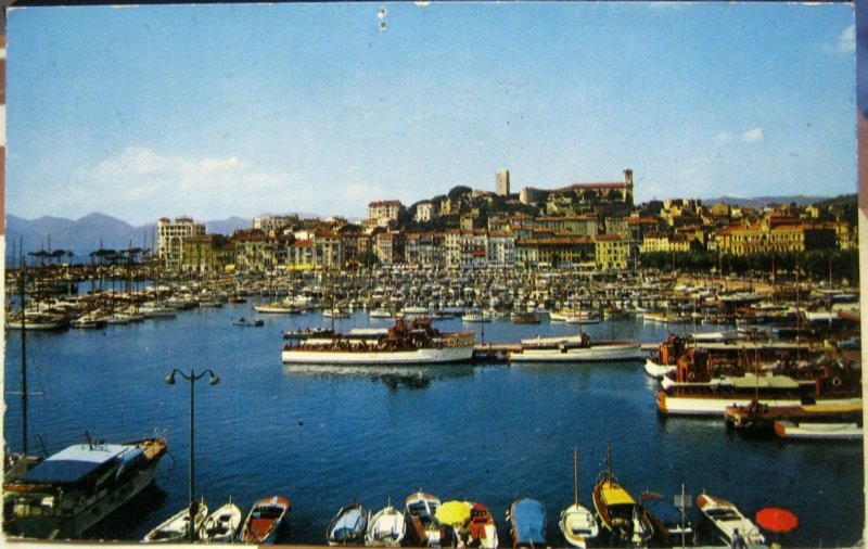 France Cannes Vue Generale sur le Suquet et un coin du port - posted 1965