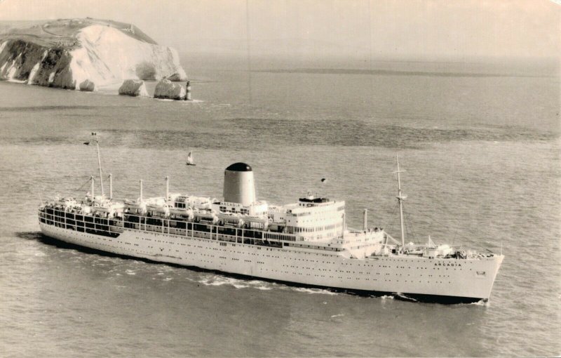 Orient Passenger Liner Arcadia Isle of Wight 05.16