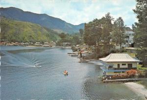 BT15080 Danau Toba Sumatera Utara        Indonesia