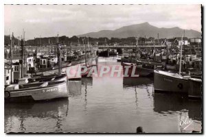 Modern Postcard Saint Jean de Luz (Low Pyr) Port and bottom Rhune Charter