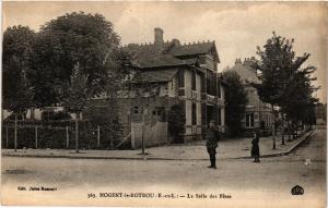 CPA NOGENT-le-ROTROU - La Salle des Fetes (385467)