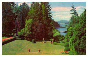 Postcard GARDEN SCENE Victoria British Columbia BC AP9640