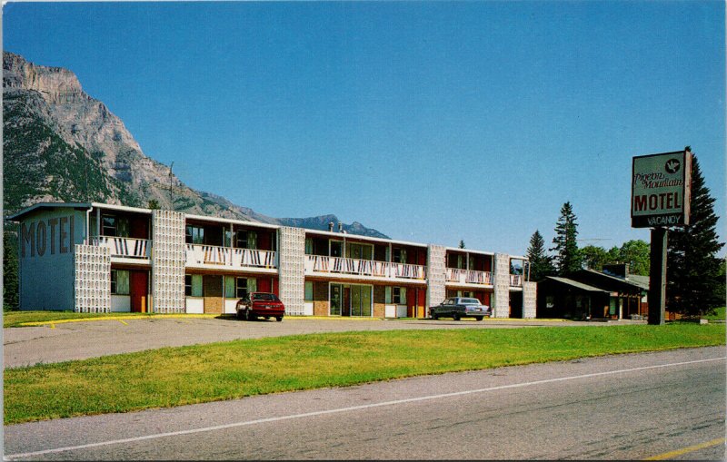 Canmore Alberta Pigeon Mountain Motel Dead Mans Flats Unused Postcard G66