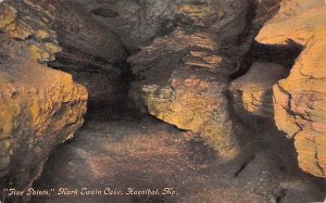 Five Points Mark Twain Cave Hannibal, Missouri USA 1969 