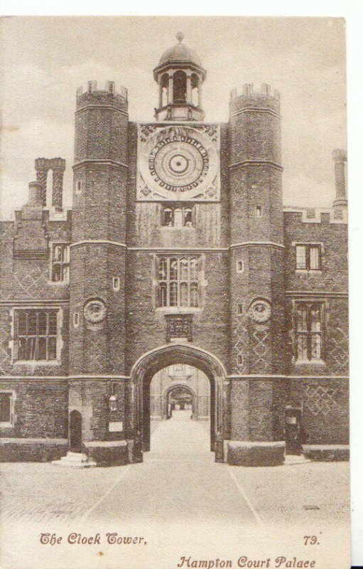 Middlesex Postcard - Hampton Court Palace - The Clock Tower - Ref 19489A