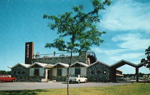 Vintage Postcard The Tides Motel Long Island Sound Bayville Beach New York NY 