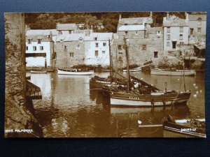 Cornwall POLPERRO Harbour Houses & FISHING BOATS Reg EX.175 c1930s RP Postcard