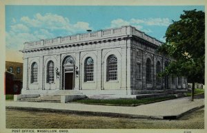 Post Office, Massillon, Ohio. Vintage Postcard P58