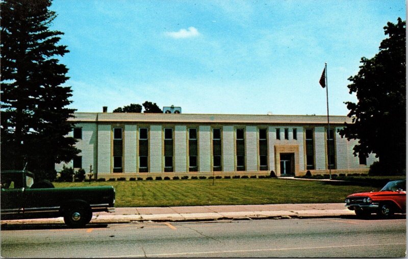 Court House Cedar County IA Iowa Old Truck Car Postcard VTG UNP Koppel Vintage 