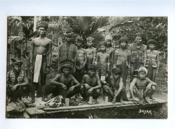 151552 INDONESIA Borneo DAYAK People Types Vintage photo PC