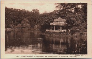 Vietnam Cochinchina Annam Hue Tombeau De Minh-Mang Vintage Postcard C104