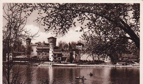 Italy Torino Castello Medioevale e il Po Real Photo