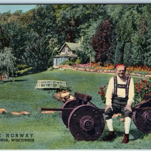 1945 Blue Mounds, Wis Little Norway Traditional European Man Fashion Beauty A225