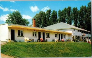 Postcard ON Port Dover Erie Beach Hotel & Motel Overlooking Lake Erie 1960s K67