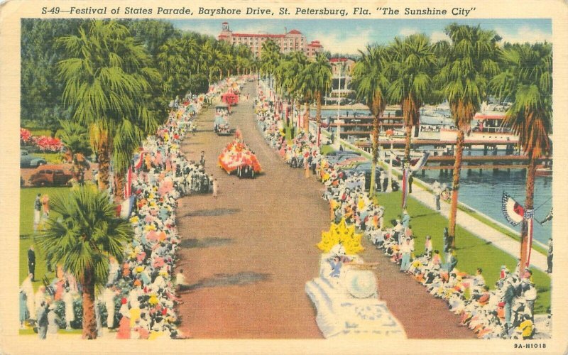 St Petersburg Florida  Festival of States Parade, Floats 1940 Linen Postcard