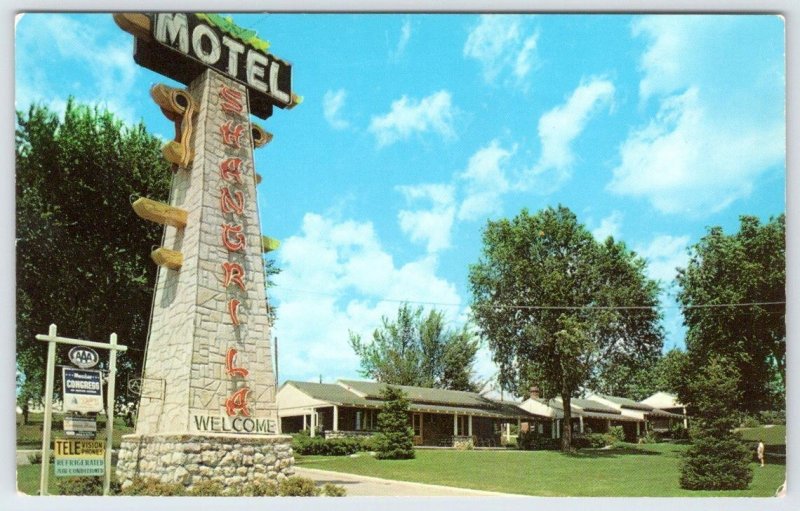 1940-50's MOTEL SHANGRI-LA ST JOSEPH MISSOURI AAA CAR PORTS VINTAGE POSTCARD