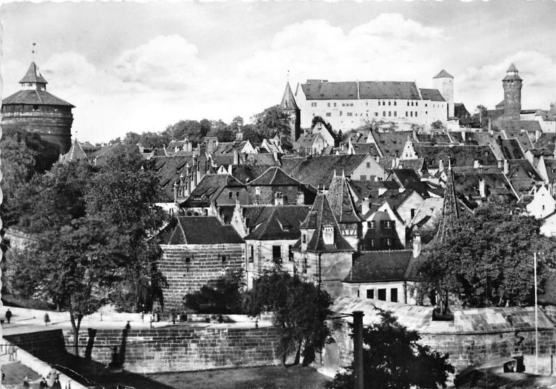 B62835 Nurnberg Hallertor panorama    germany