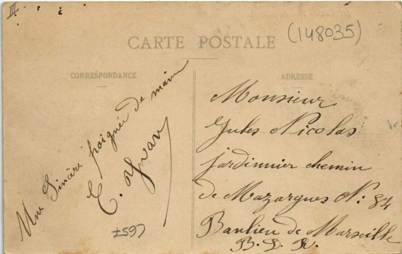 CPA MILLAU - Place du mandaroux (148035)