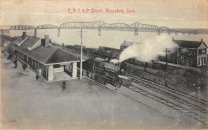 Muscatine Iowa Train Station Vintage Postcard AA33348