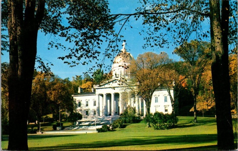 Vermont, Montpelier - Capitol Building - [VT-108]