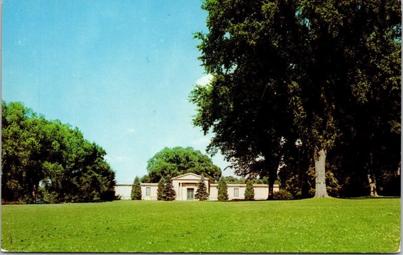 Riverside Park Mausoleum Cemetery Moline Illinois IL Postcard VTG UNP Dexter  