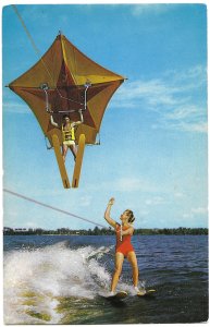 US Cypress Gardens, Florida, Human Kite.  Mint Card.