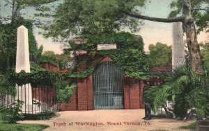 Vintage Postcard 1920's Tomb of Washington Overgrown Ivy Mt. Vernon Virginia VA