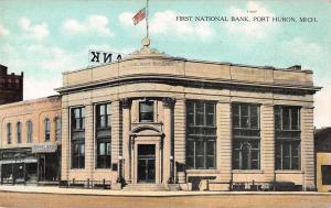 Port Huron Michigan First National Bank Exterior View Vintage Postcard J80257