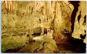 M-13841 Island Room Cave Of The Mounds Blue Mounds Wisconsin