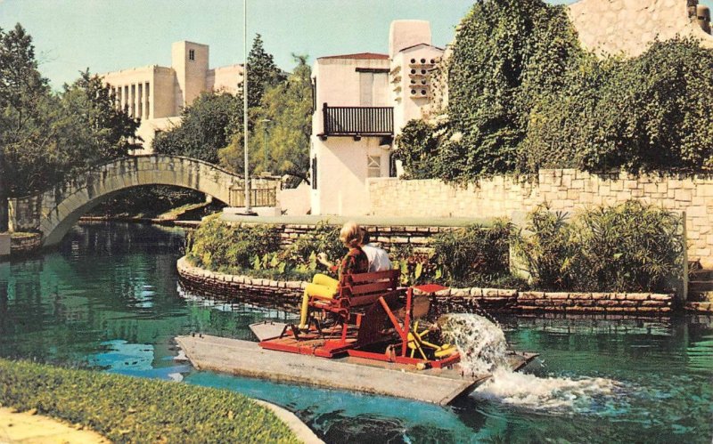 2~Postcards  San Antonio, TX Texas  CASA RIO RESTAURNT~RIVER~BOATS~PADDLEBOATS