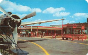 Wilmington Delaware Castle County Airport Prop Plane Postcard