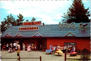 North Pole, CO Colorado  SANTA'S WORK SHOP THEME PARK ENTRANCE  4X6 Postcard