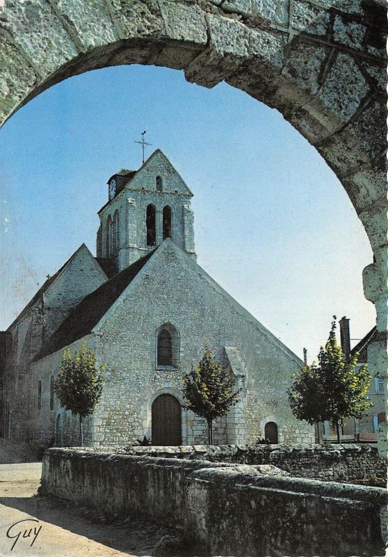 BR14170 Beaumont du Gatinais l eglise Saint Barthelemy    france