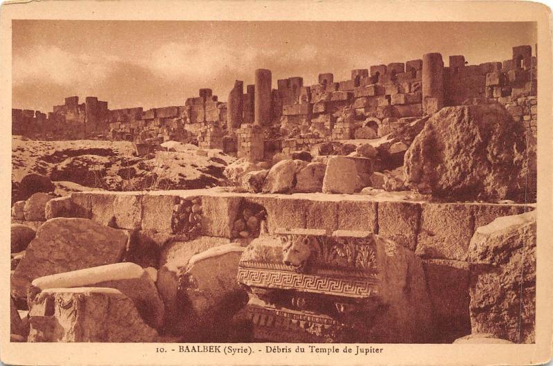 B94979 debris du temple de jupiter  baalbek syria   syrie