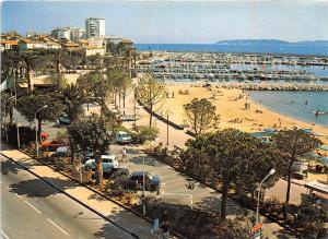 B50393 Sainte Maxime vue des nouveaux quais car voiture  france