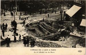 CPA L'ORAGE DU 15 JUIN a PARIS (8e) Le Sol effondré rue du Havre (199906)