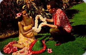 Hawaii Honolulu Beautiful Native Girl With Leis