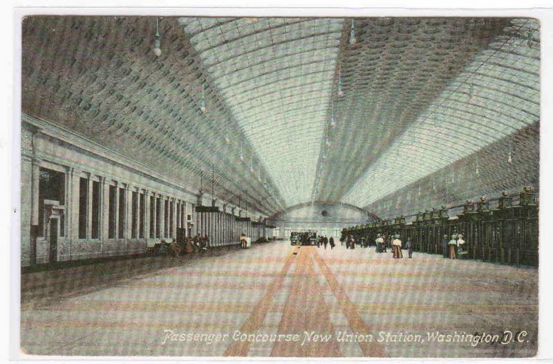 Concourse Interior Union Depot Washington DC postcard