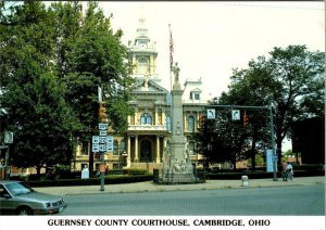 Cambridge, OH Ohio  GUERNSEY COUNTY COURT HOUSE~Civil War Statue  4X6 Postcard