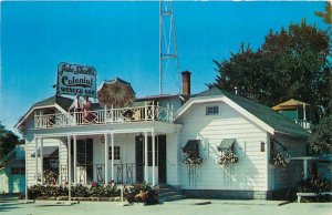 1950s Appleton Wisconsin Skall's Colonial Wonder Bar occupation Postcard 26-448