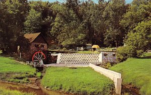 Ye Ol' Mill Memo of Yore At Spook Cave McGregor, Iowa USA View Postcard Backing 