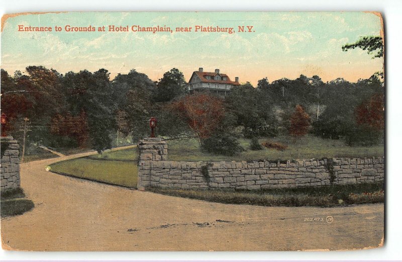 Entrance to Grounds at Hotel Champlain, Plattsburgh, New York - 1908 Postcard