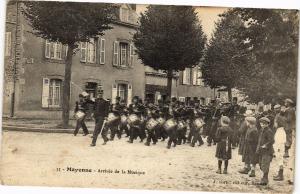 CPA Mayenne - Arrivée de la Musique (192689)