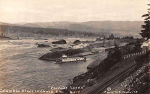 Cascade Locks Oregon boat on river Columbia River Hwy real photo pc Y11152